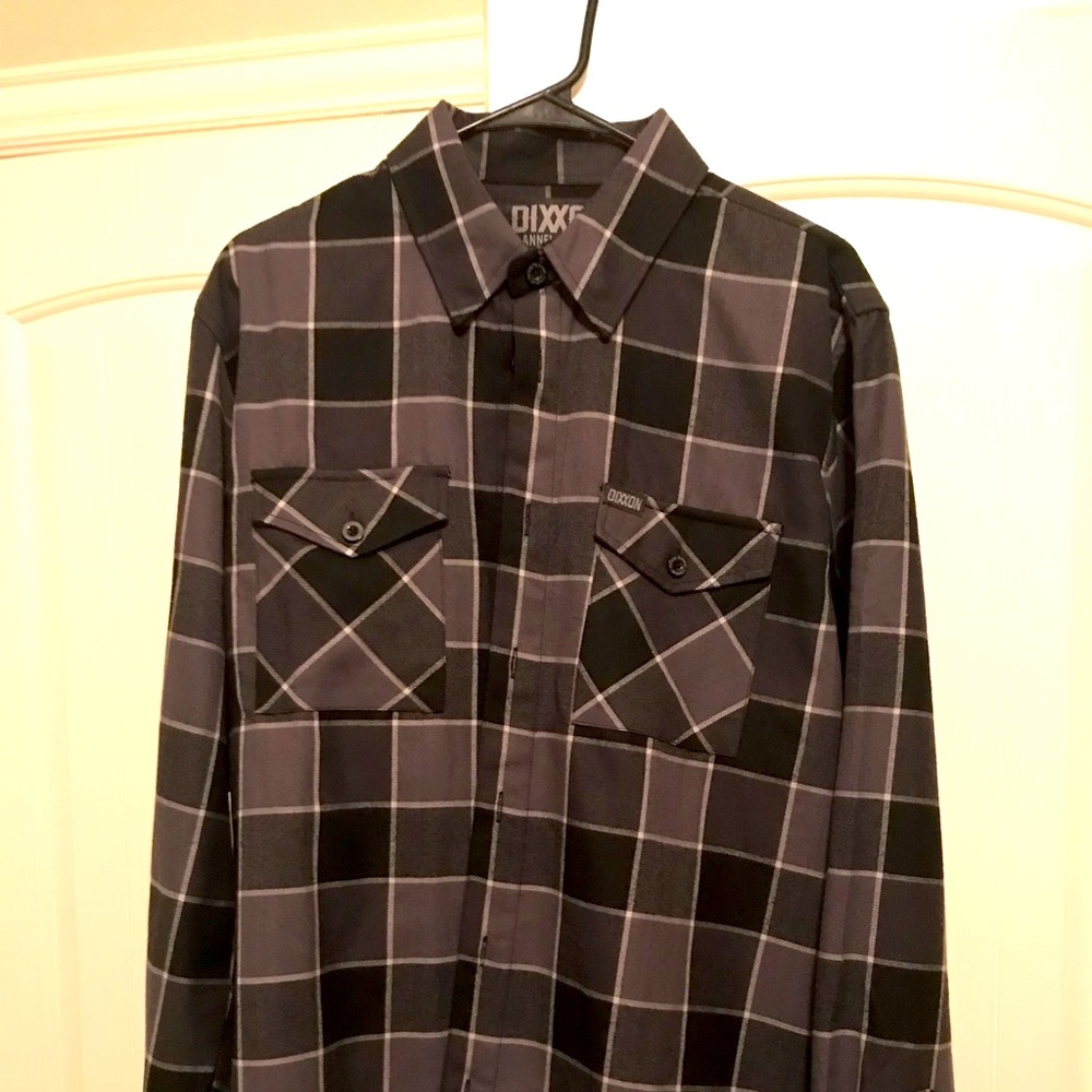 DIXXON Flannel The Dark Horse NWOT never worn.